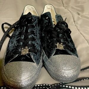 Collectible MC mickey Mouse velvet converse sz 8.5